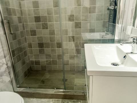 Apartamento T1 Remodelado no Centro de Lisboa para Investimento.