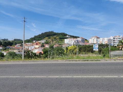 Terreno urbano para construção de moradia unifamiliar ou bi-familiar com 363m2 em A-da- Beja