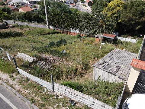 Terreno urbano para construção de moradia unifamiliar ou bi-familiar com 363m2 em A-da- Beja