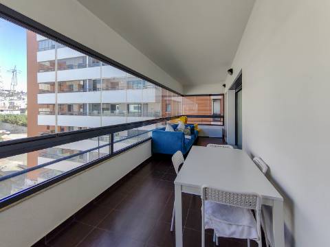Apartamento T2 Mobilado nas Colinas do Cruzeiro | Odivelas