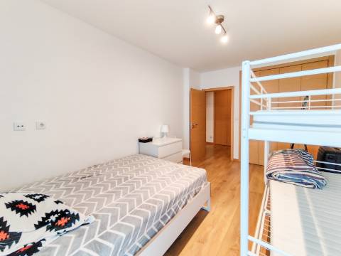 Apartamento T2 Mobilado nas Colinas do Cruzeiro | Odivelas