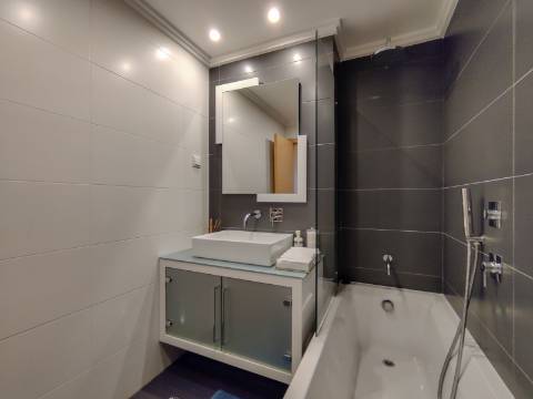 Apartamento T2 Mobilado nas Colinas do Cruzeiro | Odivelas