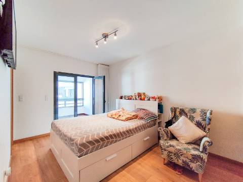 Apartamento T2 Mobilado nas Colinas do Cruzeiro | Odivelas