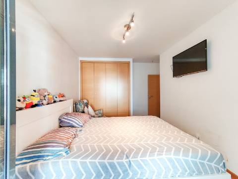 Apartamento T2 Mobilado nas Colinas do Cruzeiro | Odivelas