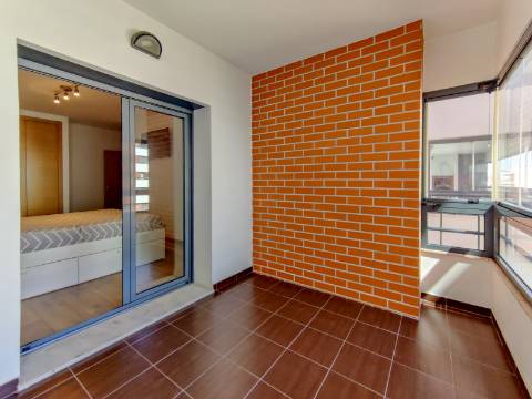 Apartamento T2 Mobilado nas Colinas do Cruzeiro | Odivelas