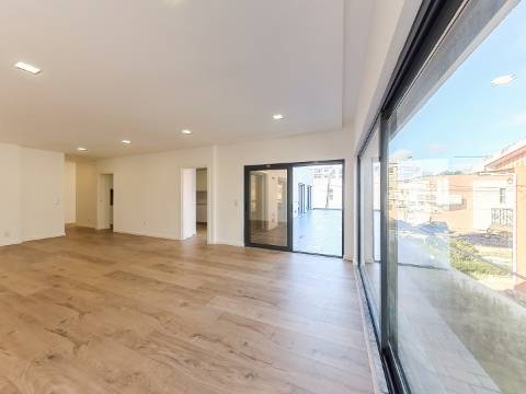 Apartamento T3 de Luxo em Condomínio Privado Loures