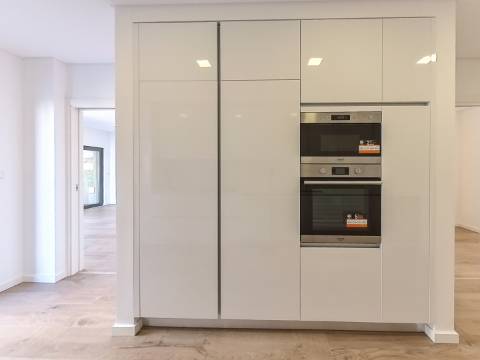 Apartamento T3 de Luxo em Condomínio Privado Loures