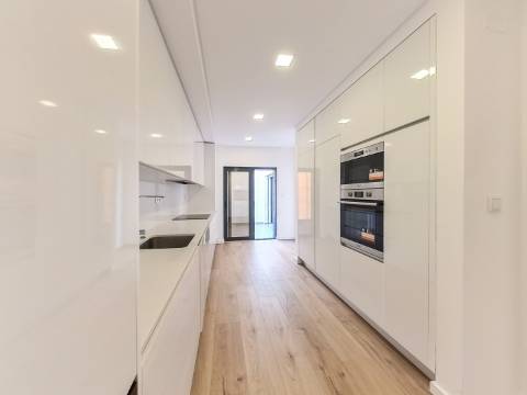 Apartamento T3 de Luxo em Condomínio Privado Loures