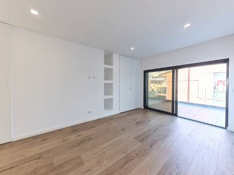 Apartamento T3 de Luxo em Condomínio Privado Loures