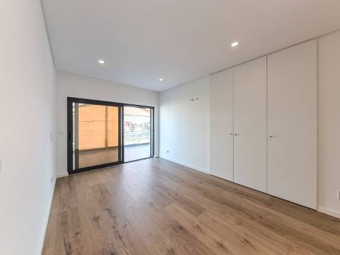 Apartamento T3 de Luxo em Condomínio Privado Loures