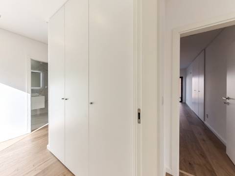 Apartamento T3 de Luxo em Condomínio Privado Loures