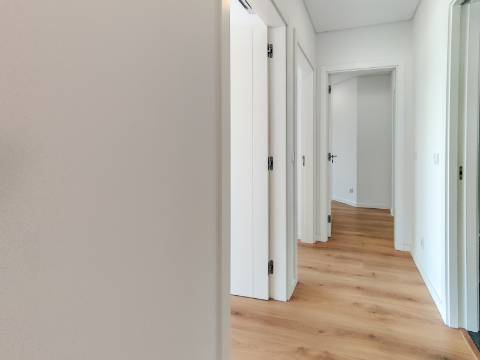 Apartmento Penthouse T3+1 nas Colinas do Cruzeiro