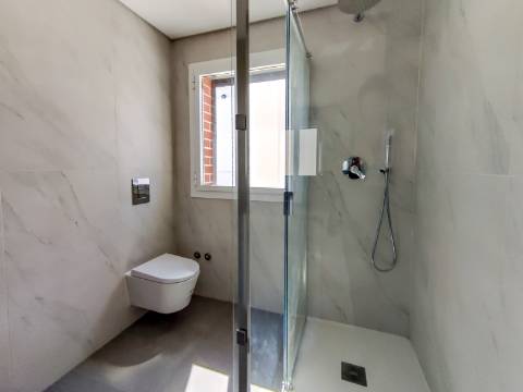 Penthouse T3 Duplex com Terraço e Box | Colinas do Cruzeiro, Odivelas