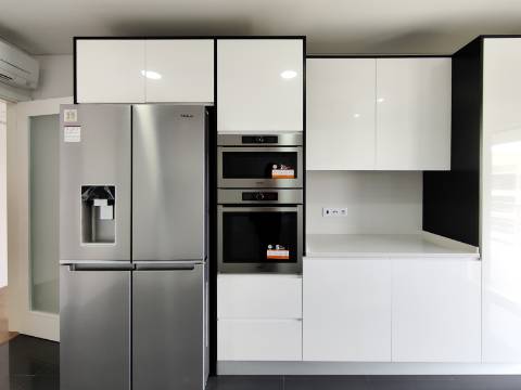 Penthouse T3 Duplex com Terraço e Box | Colinas do Cruzeiro, Odivelas