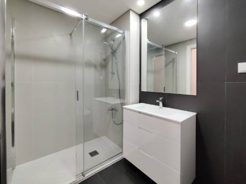 Penthouse T3 Duplex com Terraço e Box | Colinas do Cruzeiro, Odivelas