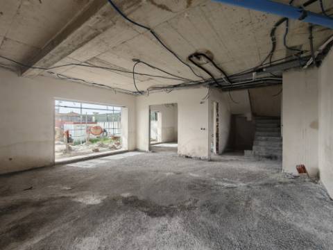 Moradia Geminada T3+1 Terraço - Granjas Novas (Em Construção)