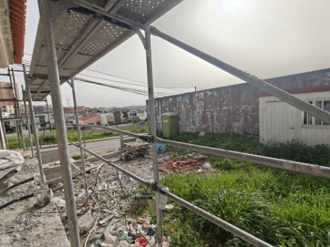 Moradia Geminada T3+1 Terraço - Granjas Novas (Em Construção)