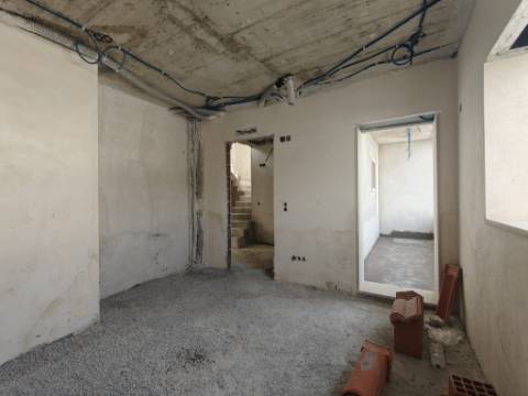 Moradia Geminada T3+1 Terraço - Granjas Novas (Em Construção)