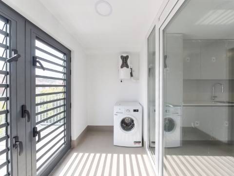 Apartamento T3 Novo | Acabamentos de Qualidade | Loures