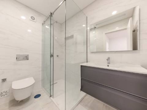 Apartamento T3 Novo | Acabamentos de Qualidade | Loures