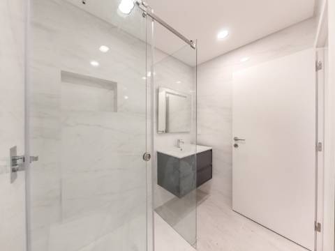 Apartamento T3 Novo | Acabamentos de Qualidade | Loures