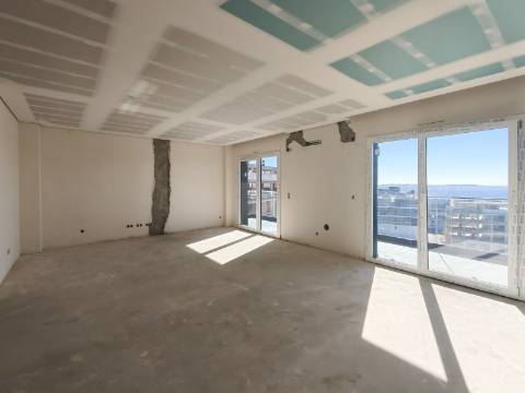 Apartamento Novo T3 com Garagem em Paradela, Santo António dos Cavaleiros