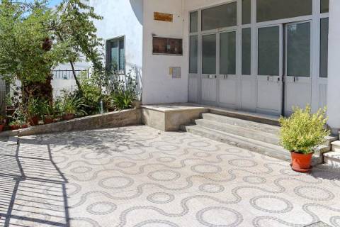 Loja ou Armazém com 128m2 no Casal Novo em Caneças - Odivelas