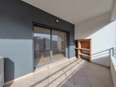 Apartamento T3 na Urbanização Colinas do Cruzeiro, Odivelas.