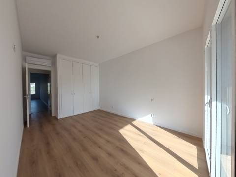 Apartamento T3 na Urbanização Colinas do Cruzeiro, Odivelas.