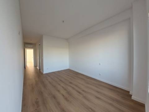 Apartamento T3 na Urbanização Colinas do Cruzeiro, Odivelas.