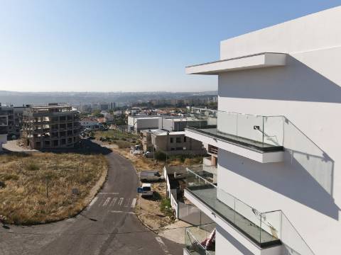 Apartamento Novo T3 com Garagem na Paradela, Santo António dos Cavaleiros