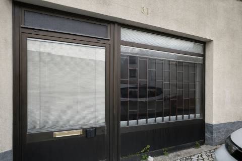 Loja com garagem | Caneças- Ponte da Bica