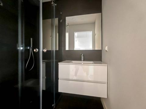 Apartamento Novo T3 com Garagem em Paradela, Santo António dos Cavaleiros