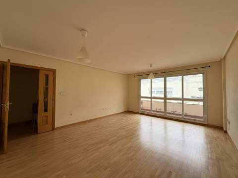 Apartamento T2 com vista rio na Quinta da Fonte da Prata | Alhos Vedros - Moita