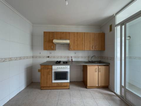Apartamento T2 com vista rio na Quinta da Fonte da Prata | Alhos Vedros - Moita