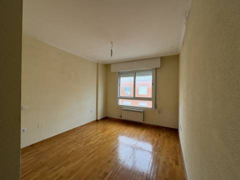 Apartamento T2 com vista rio na Quinta da Fonte da Prata | Alhos Vedros - Moita