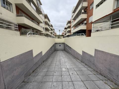 Apartamento T2 com vista rio na Quinta da Fonte da Prata | Alhos Vedros - Moita