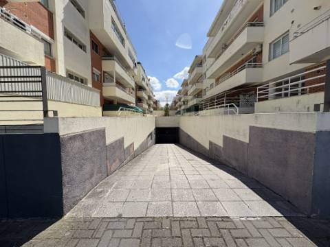 Apartamento T2 com vista rio na Quinta da Fonte da Prata | Alhos Vedros - Moita