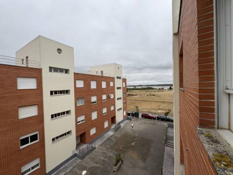 Apartamento T2 com vista rio na Quinta da Fonte da Prata | Alhos Vedros - Moita