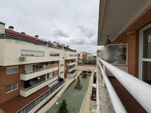 Apartamento T2 com vista rio na Quinta da Fonte da Prata | Alhos Vedros - Moita