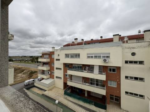 Apartamento T2 com vista rio na Quinta da Fonte da Prata | Alhos Vedros - Moita