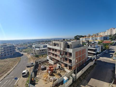 Apartamento Novo T3 com Garagem na Paradela, Santo António dos Cavaleiros