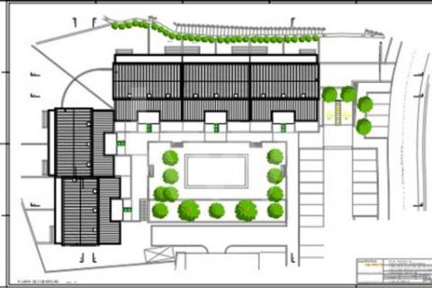 Moradia inserida em condomínio fechado em zona privilegiada