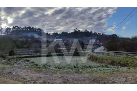 Terreno com viabilidade de Construção em Infesta (100m da capela de São Sebastião)
