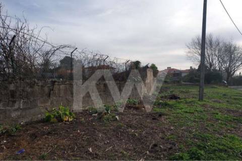 Terreno em Francelos perto do Mar com PIP aprovado para 6 moradias