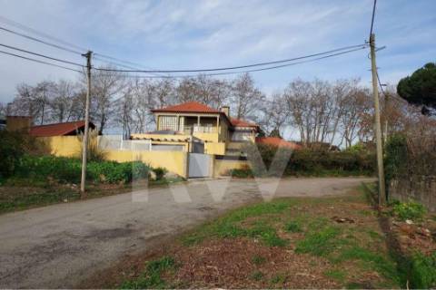 Terreno em Francelos perto do Mar com PIP aprovado para 6 moradias