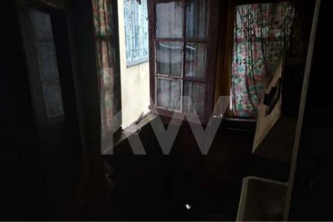 Moradia para restauro na Rua Fontinha - Baixa do Porto