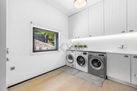 Quinta com amplo jardim, vinha, piscina, capela e vistas fabulosas, em Soalhães, Marco de Canaveses