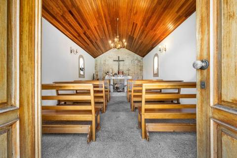 Quinta com amplo jardim, vinha, piscina, capela e vistas fabulosas, em Soalhães, Marco de Canaveses