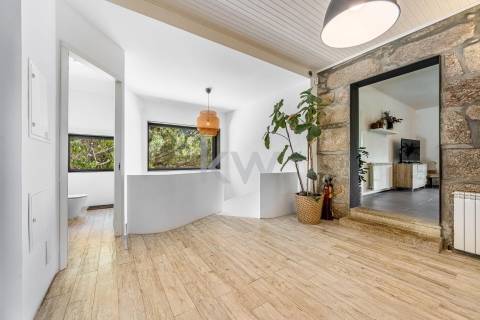 Quinta com amplo jardim, vinha, piscina, capela e vistas fabulosas, em Soalhães, Marco de Canaveses